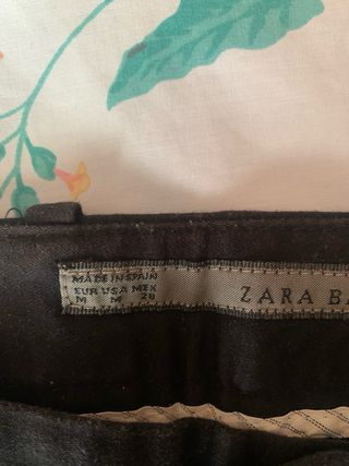 Shorts negros ZARA - Talla M
pantalón