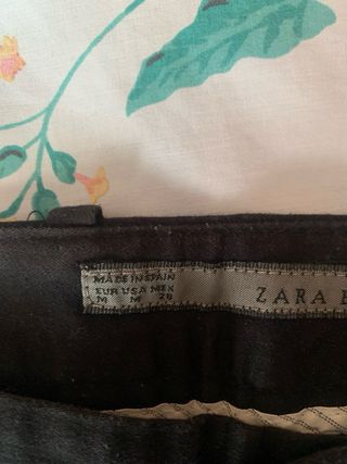 Shorts negros ZARA - Talla M
pantalón