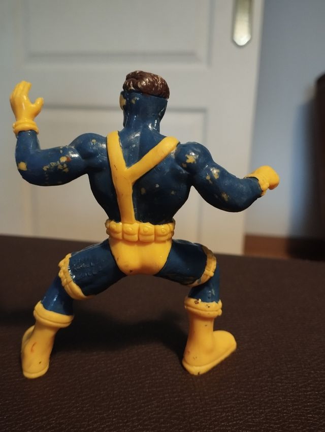 Figura Ciclope YOLANDA Marvel