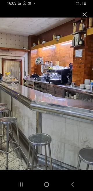 Bar en traspaso por jubilacion en Rubi