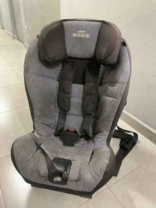 Silla coche a contra marcha Axkid MiniKid