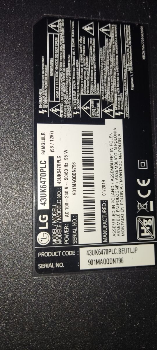 2 TVs LG, 1 Hisense,  32" para reparar