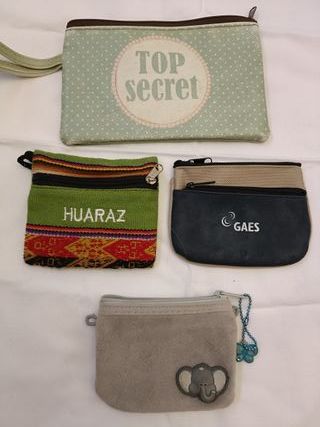 4 Monederos - Colores Gris y Verde