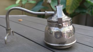 Cafetera italiana antigua - Metal