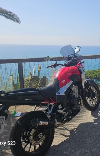 Honda CB500X roja - Impecable