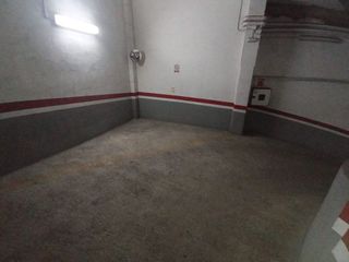 Garaje en venta en Eixample - Sant Oleguer en Sabadell