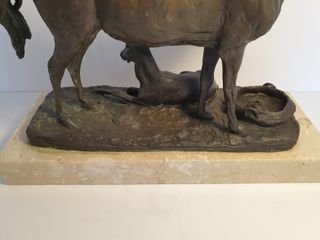 ESCULTURA BRONCE YEGUA CON POTRILLO