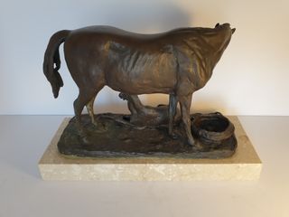 ESCULTURA BRONCE YEGUA CON POTRILLO