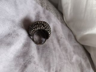 Anillo grande ajustable brillante plata negro