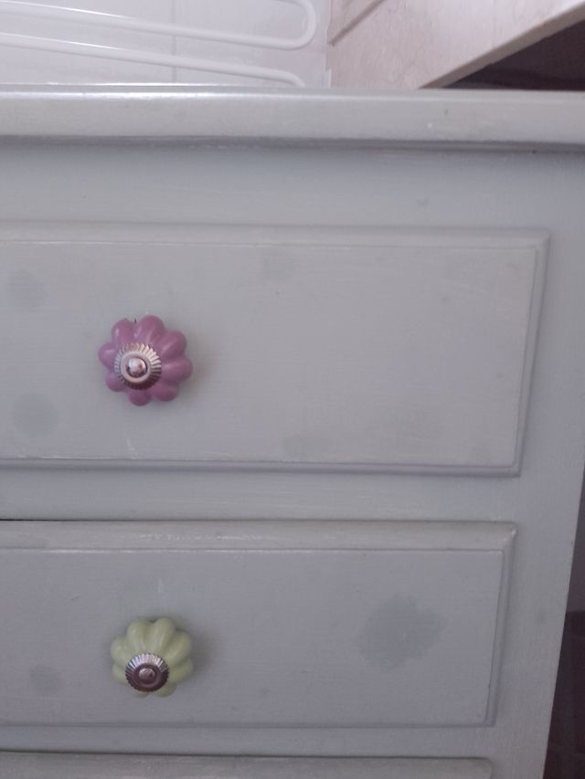 Mesita noche 3 cajones - verde claro 