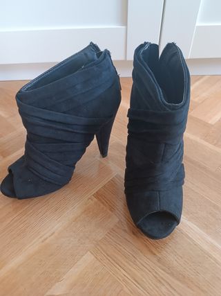 Botines negros 38 - Tacón - Abiertos