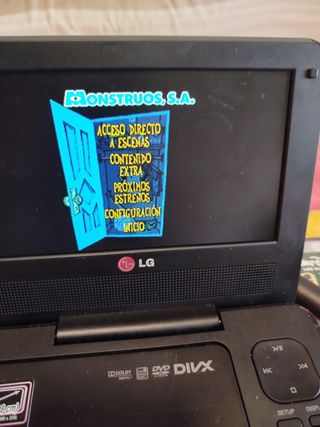 DVD Portátil LG + 13 Películas dibujos animados