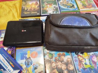 DVD Portátil LG + 13 Películas dibujos animados