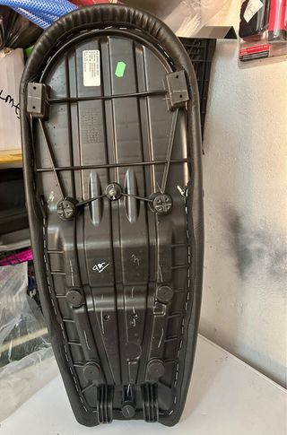 Asiento Royal Enfield Continental GT