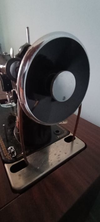Máquina coser Alfa Antigua