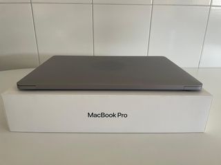 MacBook Pro Retina 13” (2019) - 16 GB RAM, 256 SSD