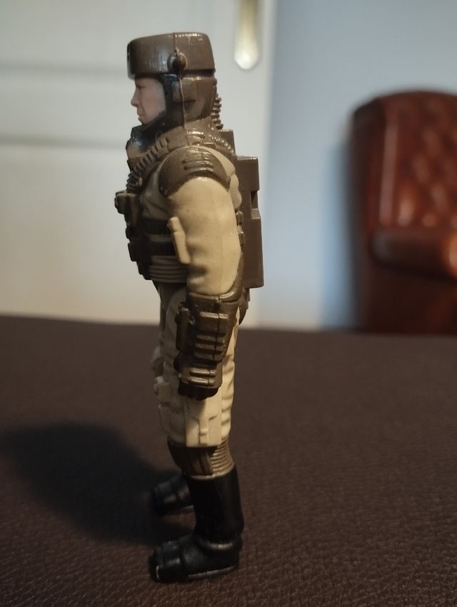 FIGURA ROBOTIX TYRANNIX PILOT 1986