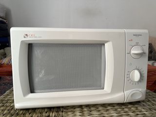 Microondas Daewoo KOR-6305