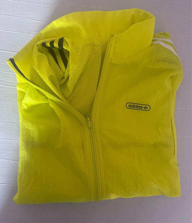 Chaqueta Adidas running amarilla