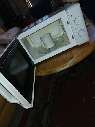 Microondas Taurus