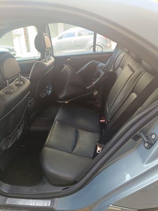 Mercedes-Benz Clase C 2004
