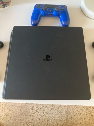 PS4 Slim (Play Station 4 Slim) - 3 mandos