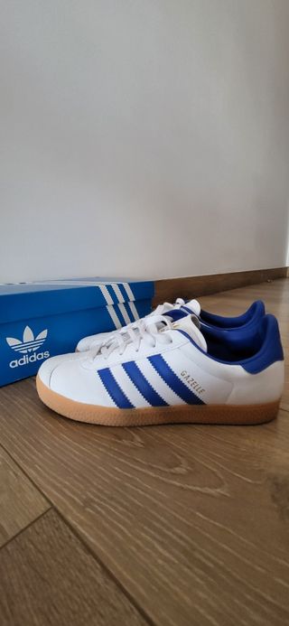 Zapatillas Adidas Gazelle Blancas-Azul. T.35+1/2