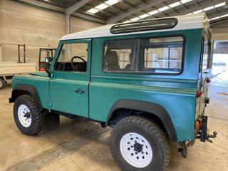 Land Rover Defender 1994