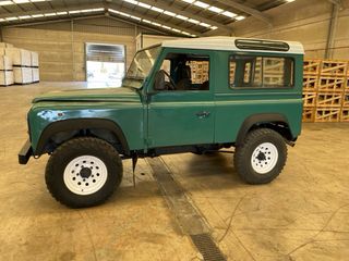 Land Rover Defender 1994
