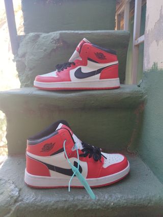 Zapatillas Nike Air Jordan 1 Mid 42