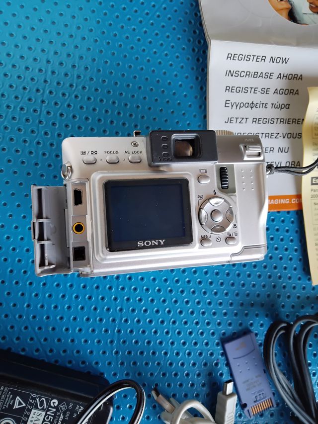 OFERTON!!! Sony DSC-V1 Cámara Digital