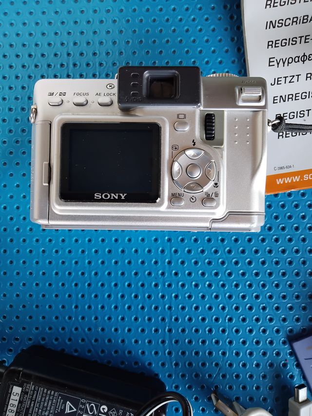 OFERTON!!! Sony DSC-V1 Cámara Digital