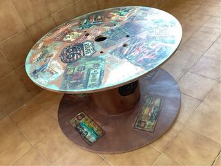Mesa bobina cable vintage Ruta 66 decorada a mano