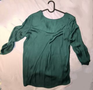Blusas de tela brillante 