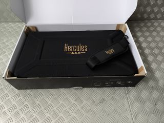 Hércules DJControl Inpulse 500 Gold Edition.