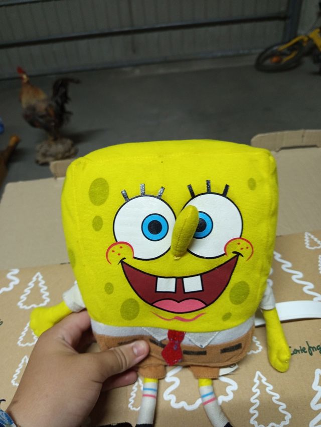2 Peluches Bob Esponja