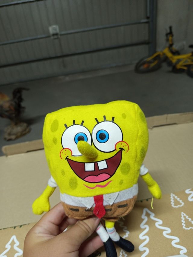 2 Peluches Bob Esponja