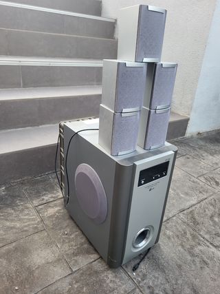 Sistema Cine en Casa LG - Sonido Bass