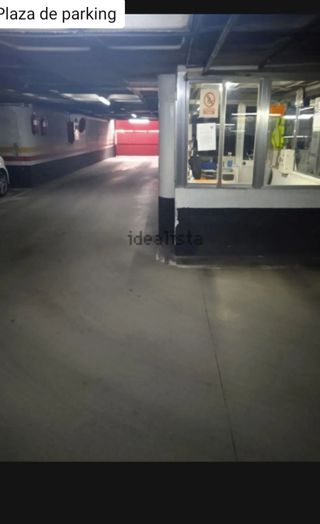Plaza garaje grande - 12m²