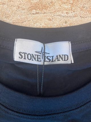 Camiseta Stone Island negra talla S