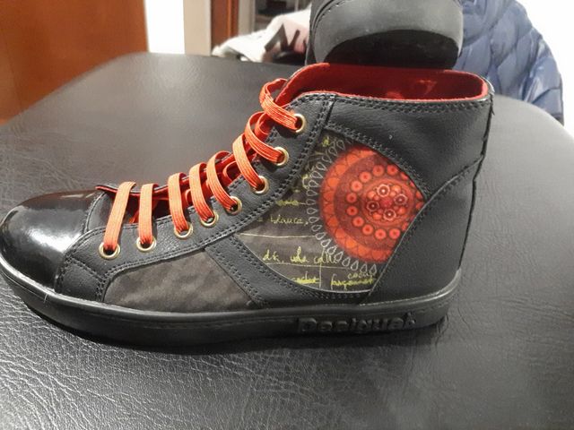 Bambasniña - negras con deles rojos