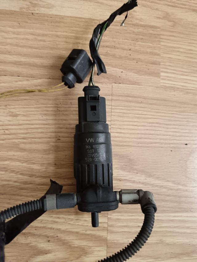 Bomba limpiaparabrisas Octavia 3