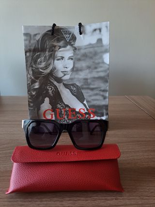 Gafas sol Guess - Negras