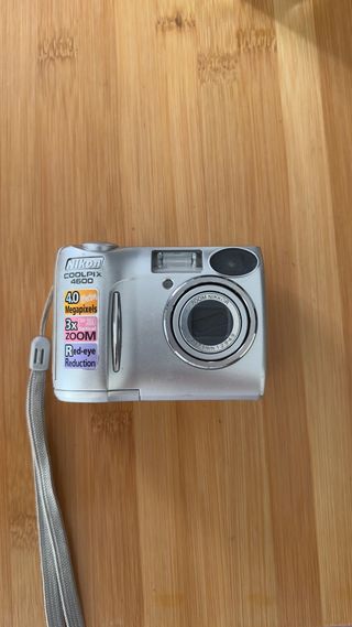 Nikon Coolpix 4600 - Cámara compacta