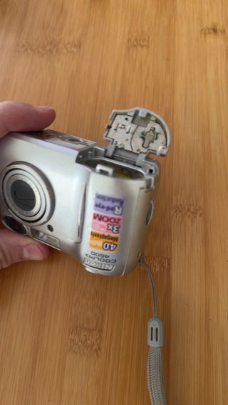 Nikon Coolpix 4600 - Cámara compacta