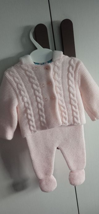 Conjunto bebé recién nacido invierno.
Talla 1 mes