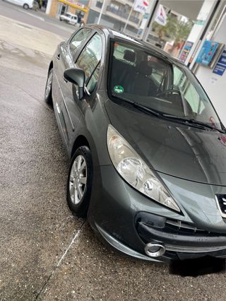 Peugeot 207 2009