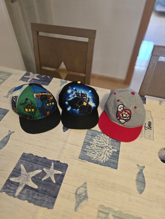 3 Gorras niños H&M
