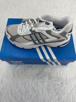 Zapatillas Adidas Response CL - 38