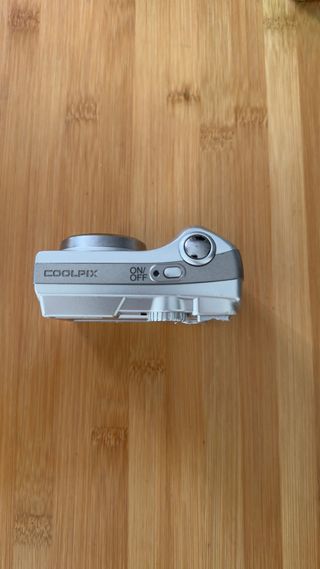 Nikon Coolpix 7600 - Cámara compacta